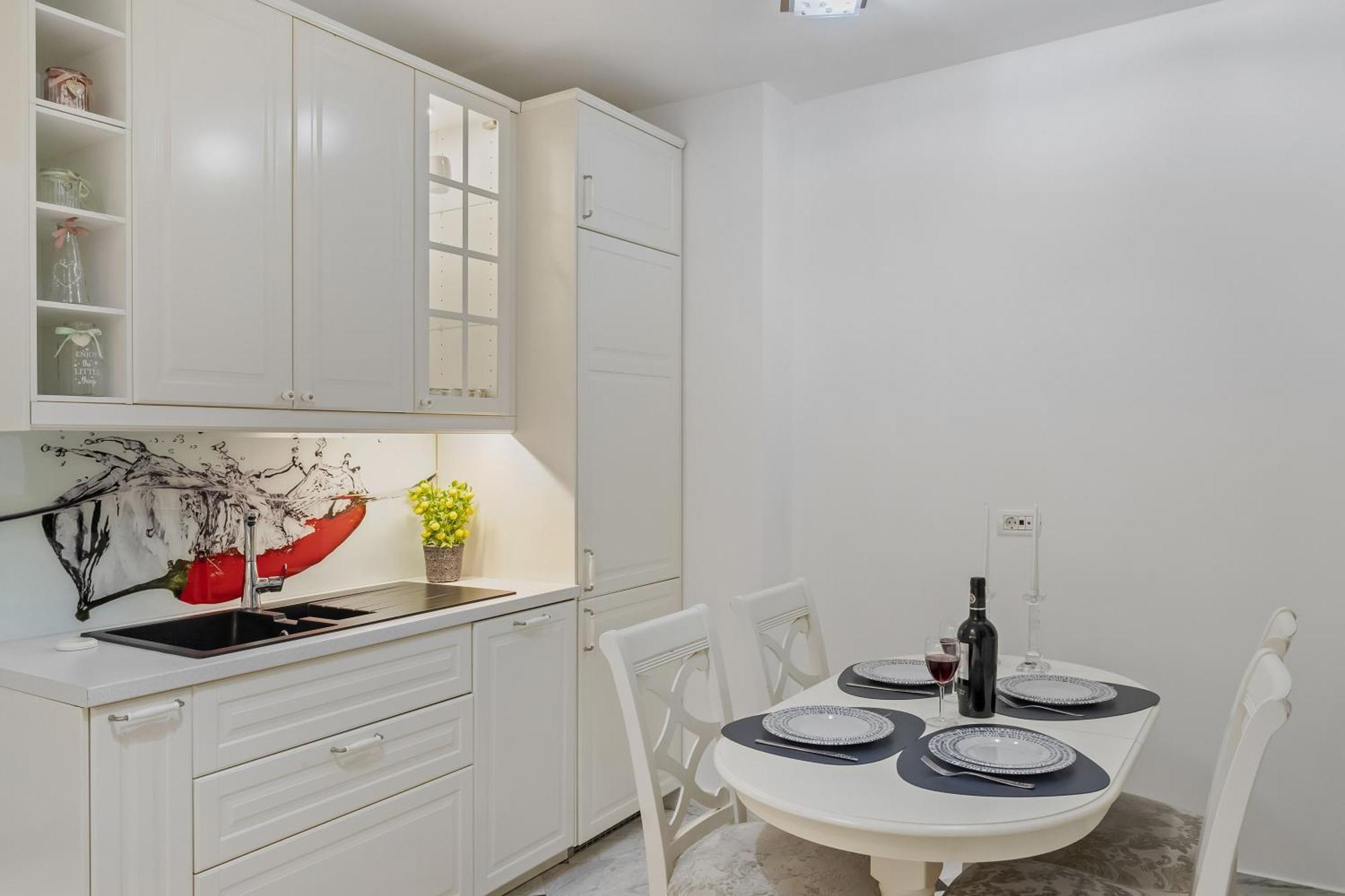 Sweet Luxury Three Rooms Apartment City Center Universitate Bukarest Eksteriør billede